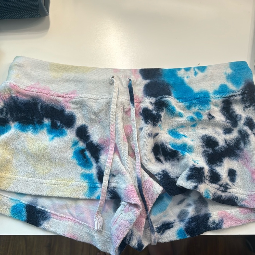 Hard Tail tie-die shorts size XL- fits like medium